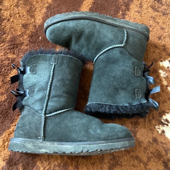 Ugg boots - Picture 2 of 6